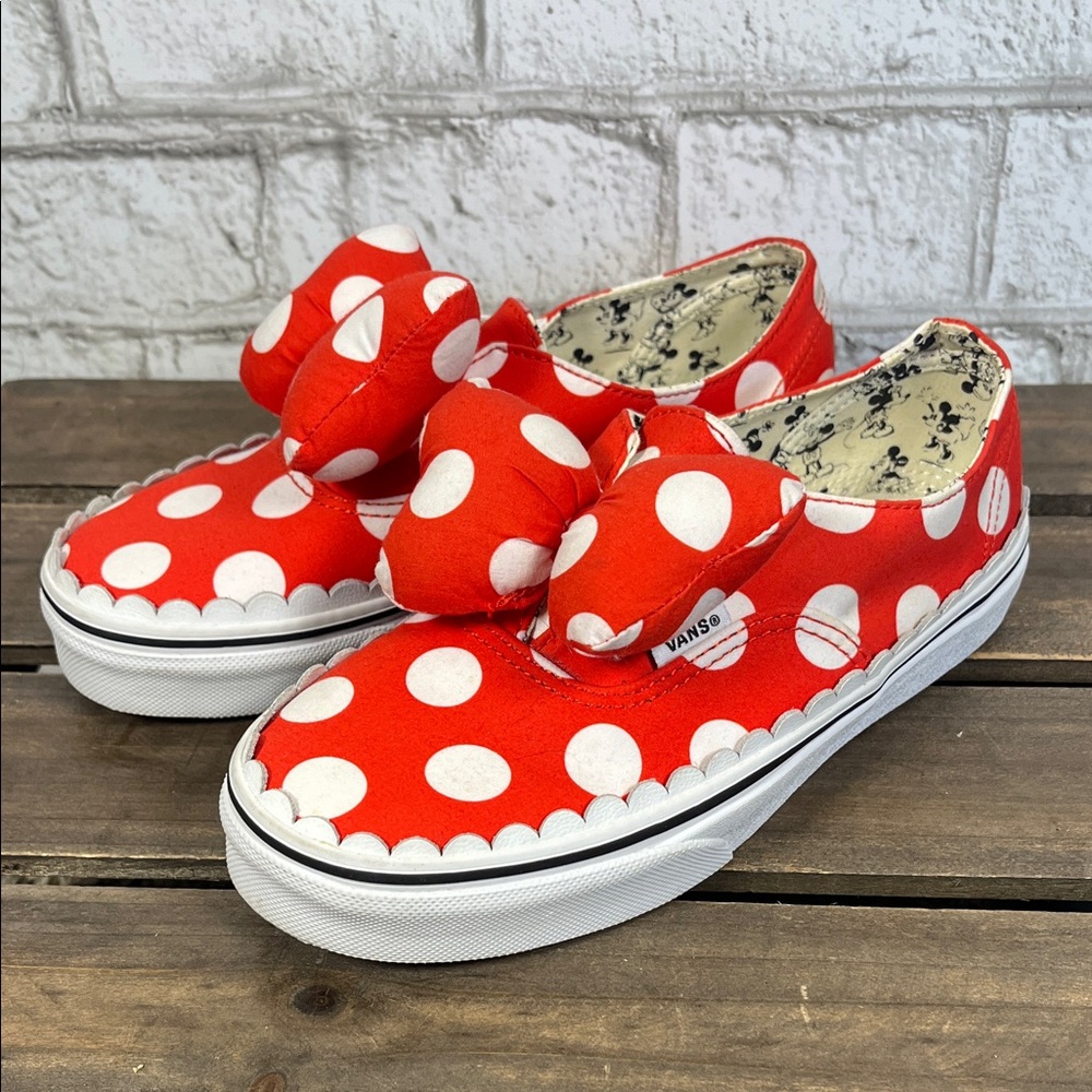Vans RARE Authentic x Disney Minnie Mouse Red Bow with White Polka Dots Sneakers